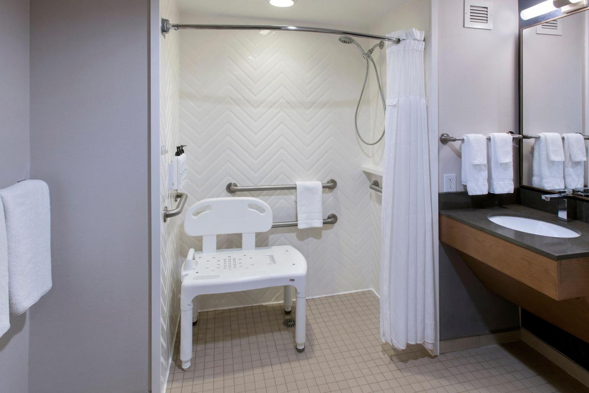 Fairfield By Marriott Rochester Henrietta/University Area Exterior foto